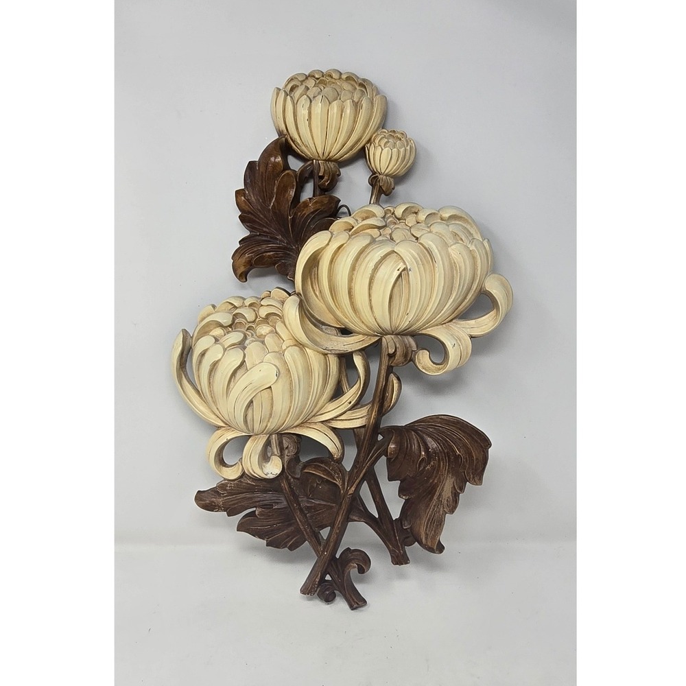 1960 MCM Syroco wall hanging flower Dahlia plaque farmhouse Hollywood Regency
